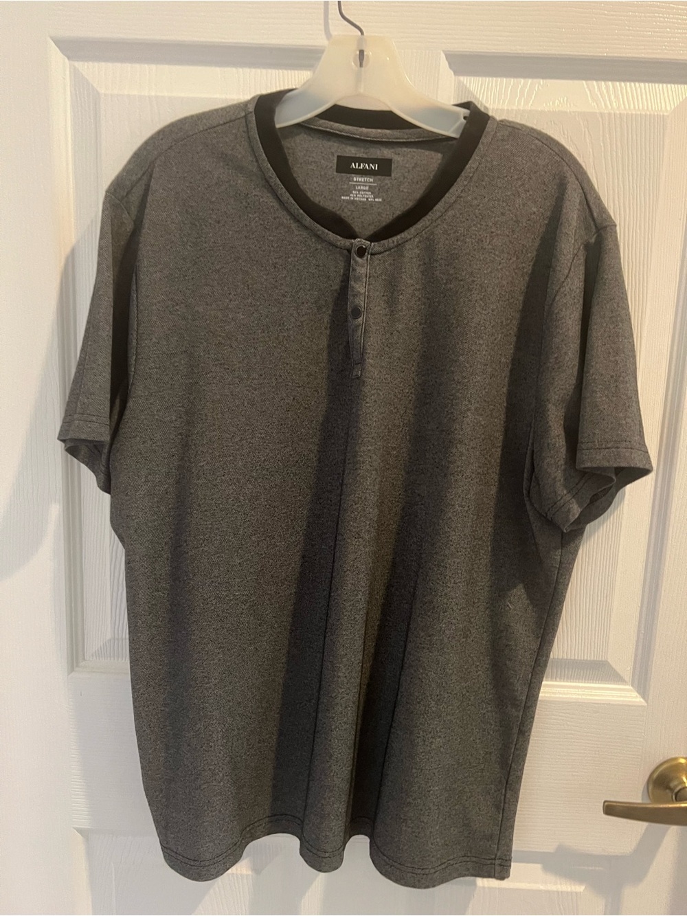 Alfani Men's Dark Gray Short-Sleeve Henley with Contrast Neck